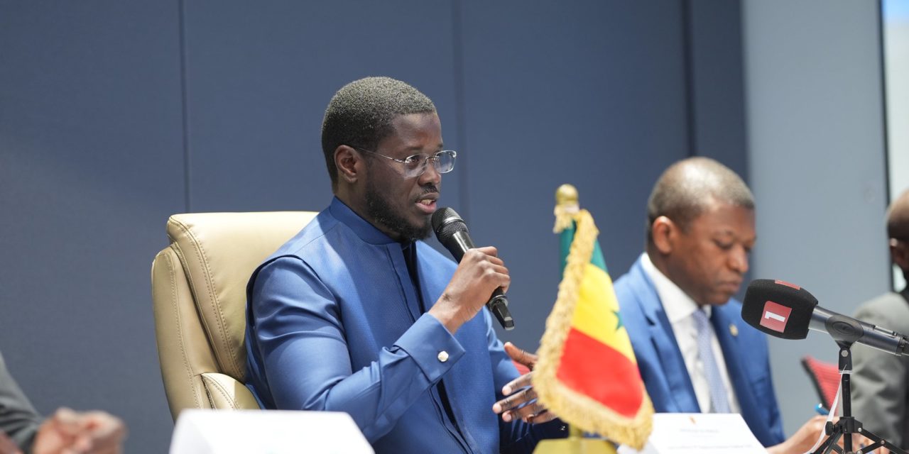 OCTOBRE ROSE – Le Président Diomaye Faye appelle à la mobilisation contre le cancer du sein