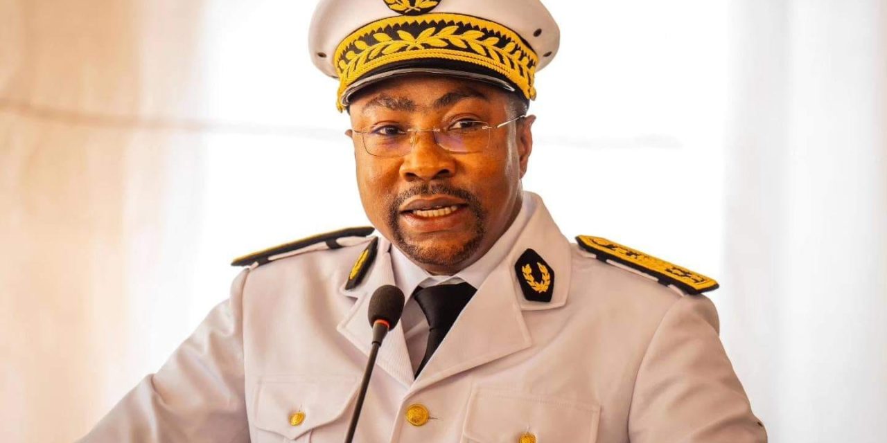 ORGANISATION D'ÉVÉNEMENTS SUR LA VOIE PUBLIQUE - Le Gouverneur de Dakar sort le bâton