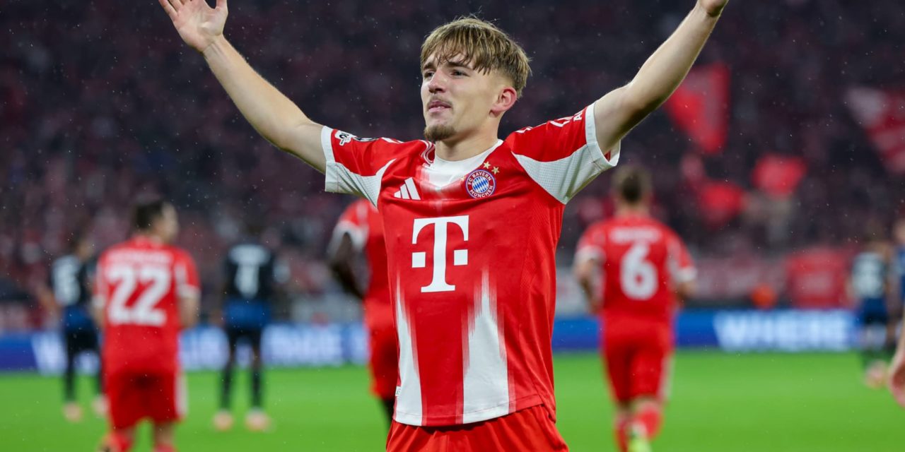 BAYERN - Karl, 17 ans entre déjà dans la Légende