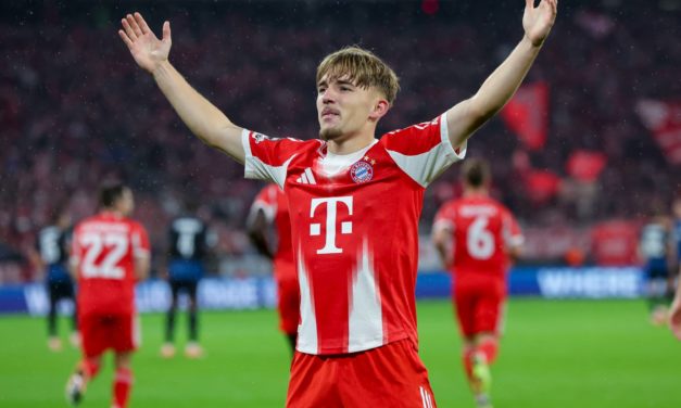 BAYERN - Karl, 17 ans entre déjà dans la Légende 