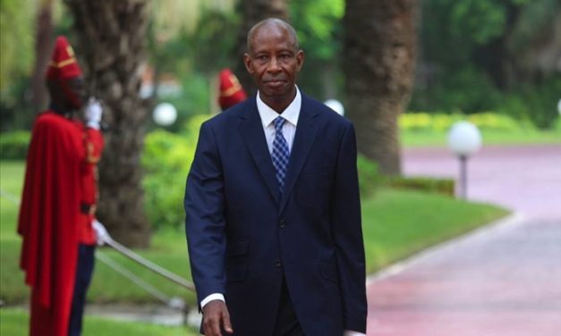 SAMBA SY SUR LA DEGRADATION DE LA NOTE DU SENEGAL - "Une réaction d’énervement, une réaction qui mélange à la fois le déni de réalité et le déficit de lucidité"