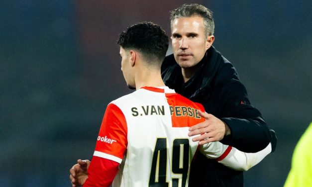 FEYENOORD - Van Persie a lancé son fils en pro