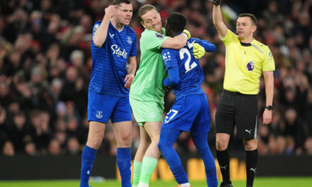 EVERTON - Idrissa Guèye exclu... pour avoir tarté un coéquipier