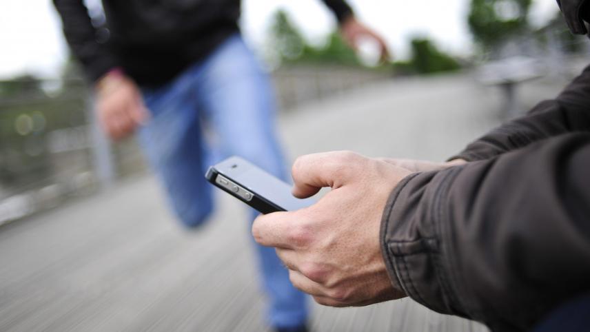 Interpellation d'un présumé arracheur de téléphones