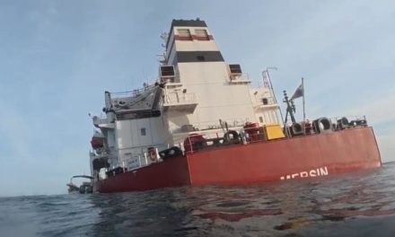 DAKAR - LE pétrolier M/T Mersin victime de quatre explosions externes, selon les médias russes