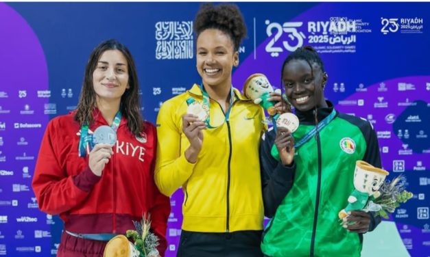 JEUX ISLAMIQUES DE RIYAD - Oumy Diop décroche une médaille d'argent aux 50m nage libre