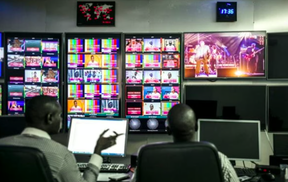 SUSPENSION DES SIGNAUX DE 7TV ET TFM - Le CNRA ordonne à TDS de tout remettre