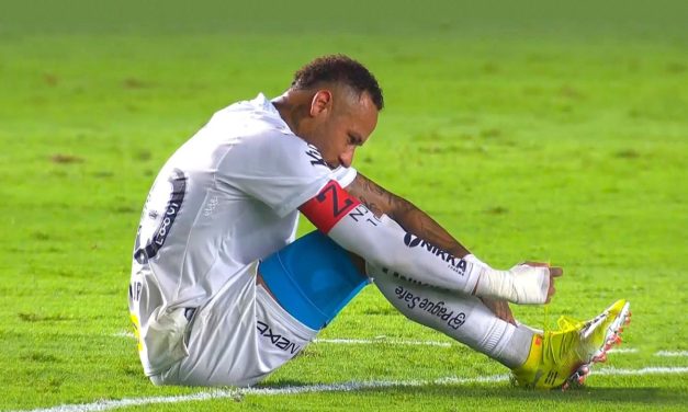 SANTOS - Année terminée pour Neymar !
