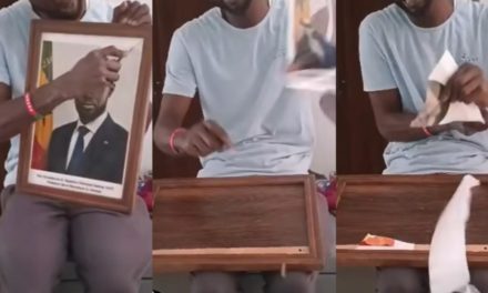 SAINT-LOUIS : un jeune homme arrêté pour avoir déchiré la photo officielle du Président