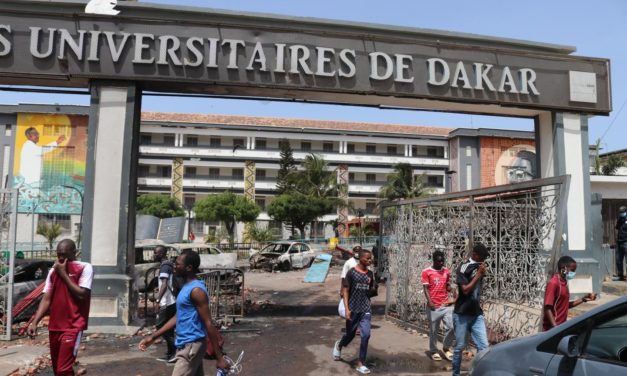 CRISE A L'UCAD - Les étudiants se sont entretenus avec Ousmane Sonko