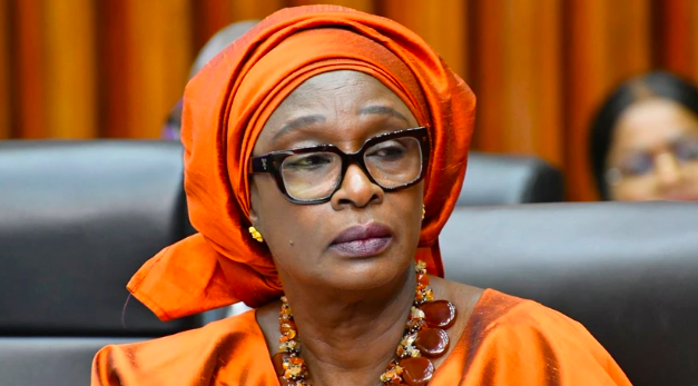 JUSTICE - Yassine Fall annonce un plan d’urgence pour réformer le système judiciaire et lutter contre la surpopulation carcérale