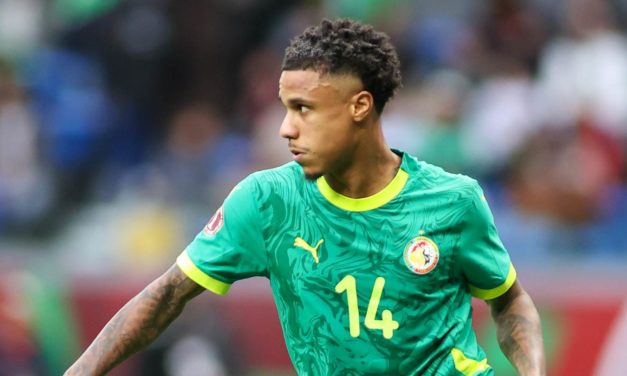 ISMAÏL JAKOBS - "Je soupçonne que nos joueurs ont été empoisonnés"