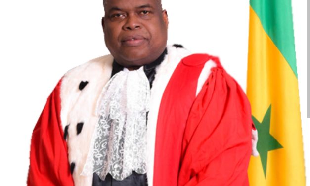 LE PREMIER PRÉSIDENT DE LA COUR SUPRÊME RÉPOND AUX POURFENDEURS DES MAGISTRATS - « La justice ne se gouverne ni par l’émotion, ni par la clameur, mais par...»