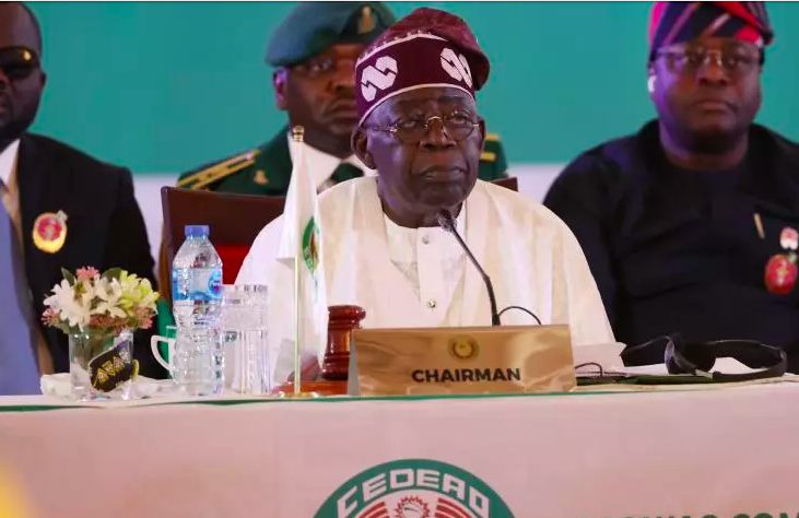 NIGERIA : Plusieurs officiers accusés d'avoir planifié un coup d'Etat contre le président Bola Tinubu jugés