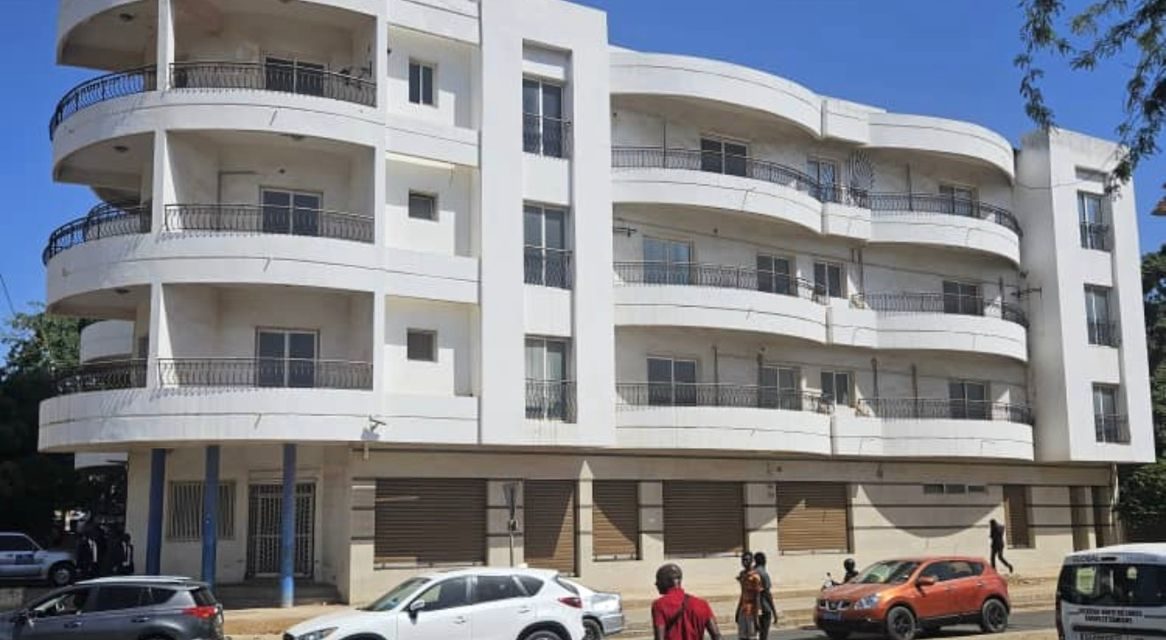 HYPOTHEQUE FRAUDULEUSE DE SON IMMEUBLE AUX ALMADIES - Anta Babacar Ngom rétablie dans ses droits par la justice