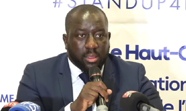 LICENCE STARLINK - Le gouvernement muet sur les conditions financières