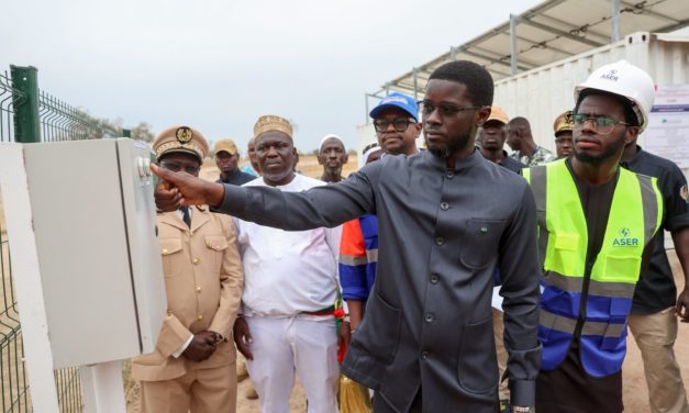 ÉLECTRIFICATION RURALE : Bassirou Diomaye Faye met en service une centrale solaire à Ségoucoura