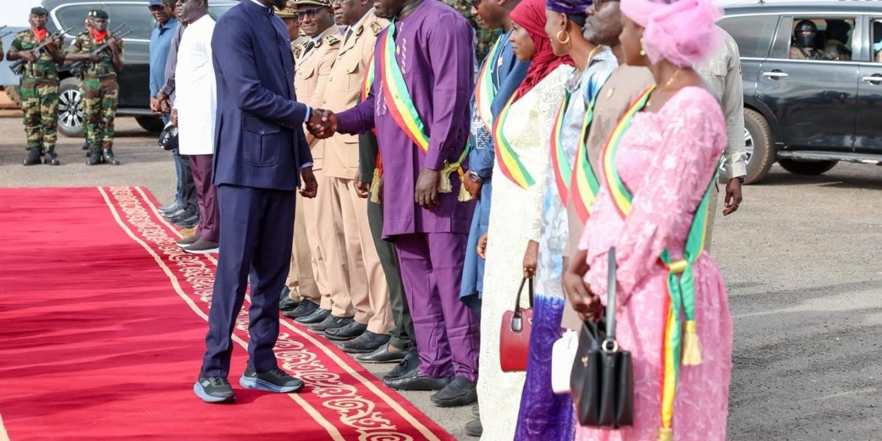 TOURNÉE ÉCONOMIQUE DU CHEF DE L'ETAT - Bassirou Diomaye Faye salue la connexion entre l’Université du Sénégal oriental et le potentiel minier de la région