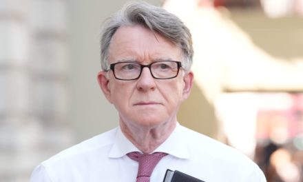 AFFAIRE EPSTEIN - L'ex-ministre britannique Peter Mandelson arrêté par la police