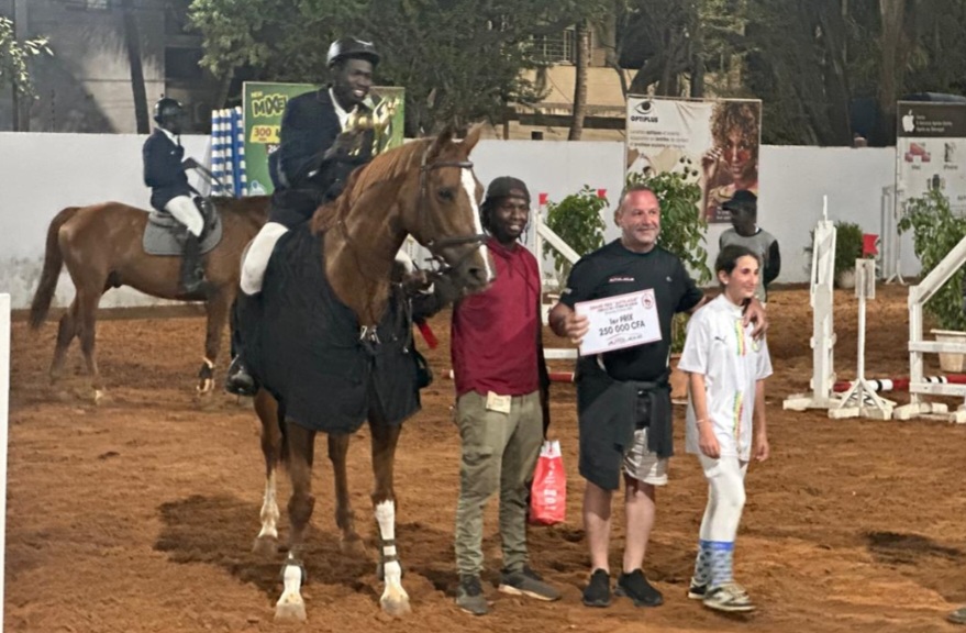 ÉQUITATION/4È CSO - Adama Mbaye galope sur une autre planète