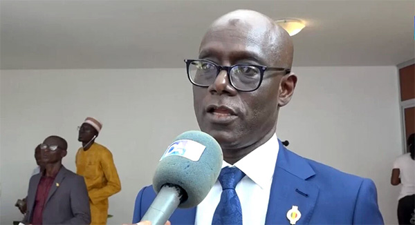 CRISE A L'UNIVERSITÉ - Thierno Alassane Sall tacle Ousmane Sonko