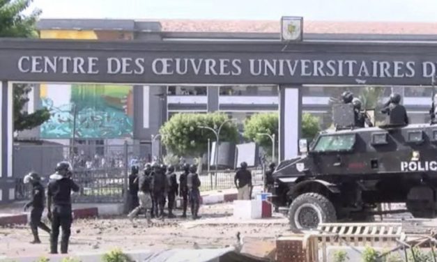 VIOLENCES À L’UCAD - Le Saes condamne et appelle au retrait des forces de l’ordre