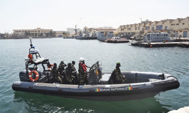 CHAVIREMENT D’UNE VEDETTE - Trois marins portés disparus à l’embouchure du fleuve Sénégal