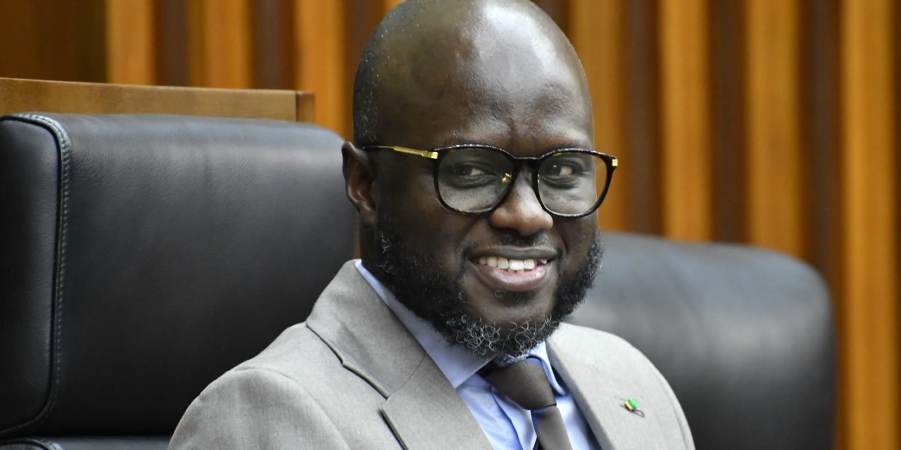 VOTE D’UNE RESOLUTION : derrière le “soutien” de l’Assemblée, une bataille politique au sommet de l’État