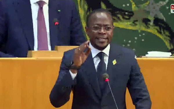 Abdou Mbow dénonce une "dette cachée" de 650 millions d'euros