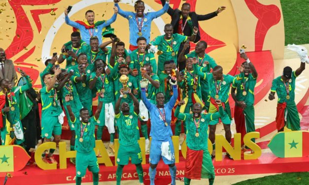 Gardez le métal, nous gardons la légende : le livre est clos