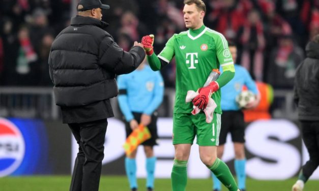 BAYERN - Neuer, Kompany n’en revient pas