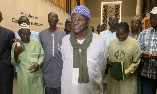 APRES UNE RENCONTRE AVEC LE PRESIDENT DE LA REPUBLIQUE - Les transporteurs lèvent leur mot d'ordre de grève