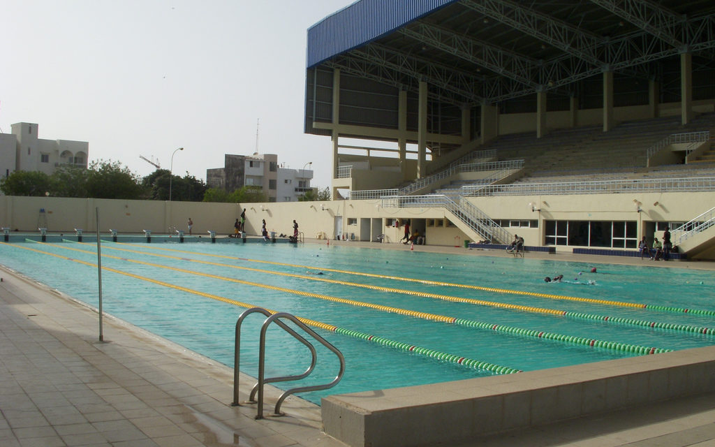 VOL À LA PISCINE OLYMPIQUE - Plus d’une centaine de fenêtres en aluminium dérobées