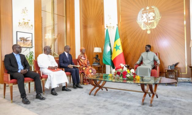 CÉLÉBRATION DU CENTENAIRE DE ABDOULAYE WADE - Diomaye Faye reçoit un émissaire de son prédécesseur