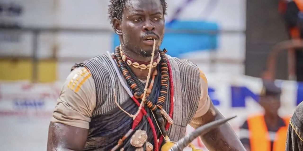 LUTTE AVEC FRAPPE - Diop 2 surclasse Liss Ndiago et s'ouvre le cercle des VIP