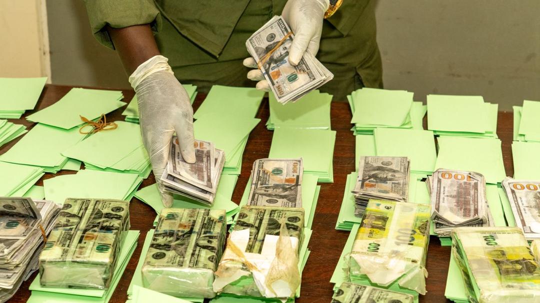 THIAROYE AZUR : La Douane saisit de faux billets d’une valeur de plus de 6 milliards FCFA