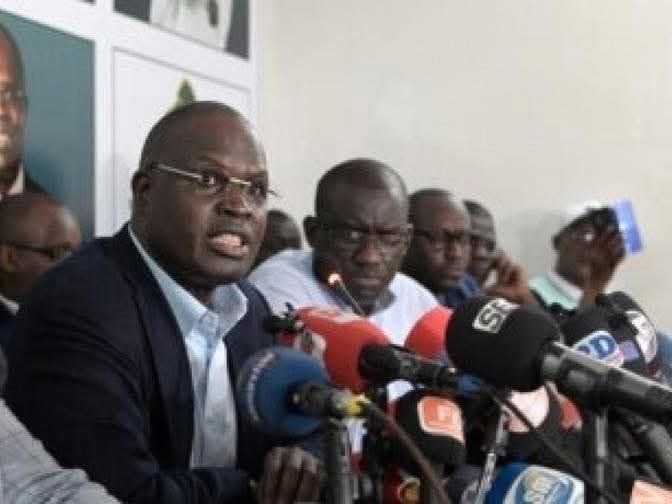 RÉFORMES CONSTITUTIONNELLES DU PASTEF - Le FDR rejette les propositions et appelle à la mobilisation