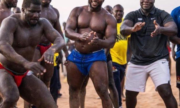 APRÈS SA DÉFAITE, MODOU LO RÉAGIT AVEC DIGNITÉ : « Le lion n’abandonne jamais »