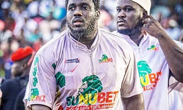 LUTTE : Sa Thiès détrône Modou Lo et devient Roi des arènes