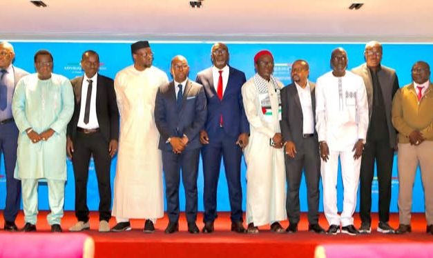 APRÈS DES SEMAINES DE GRÈVE - L’État et le G7 signent un pacte de stabilité