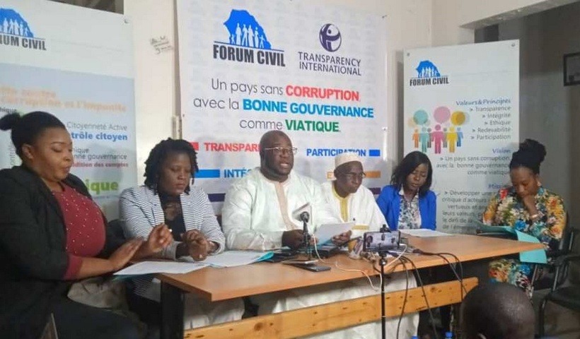 DETTE ET RENEGOCIATION DES CONTRATS - Le Forum civil exige des clarifications