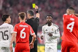 REAL - Camavinga, Lahoz critique l’arbitre