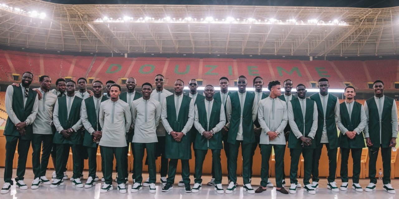 DINER AU STADE ABDOULAYE WADE - Les Lions resserrent les liens avant le départ