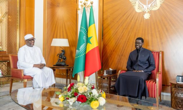 DIALOGUE NATIONAL : Diomaye consulte Pathé Seck, Makhtar Cissé et Moustapha Niasse au Palais