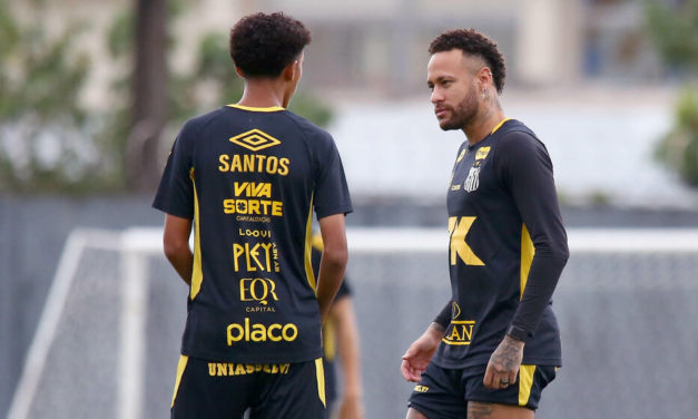 SANTOS - Le fils de Robinho giflé par Neymar !