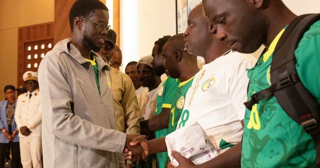 LIBÉRATION DES 18 SUPPORTERS SÉNÉGALAIS - Diomaye Faye accueille et promet 