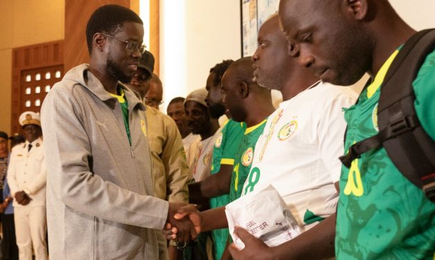 LIBÉRATION DES 18 SUPPORTERS SÉNÉGALAIS - Diomaye Faye accueille et promet 