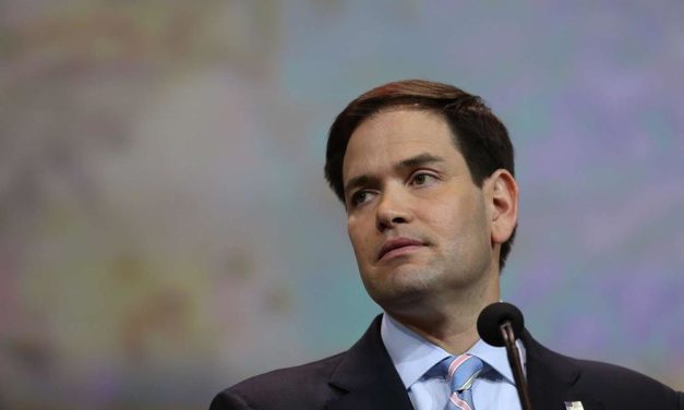 Marco Rubio en mission pour désamorcer les tensions entre Trump et Léon XIV